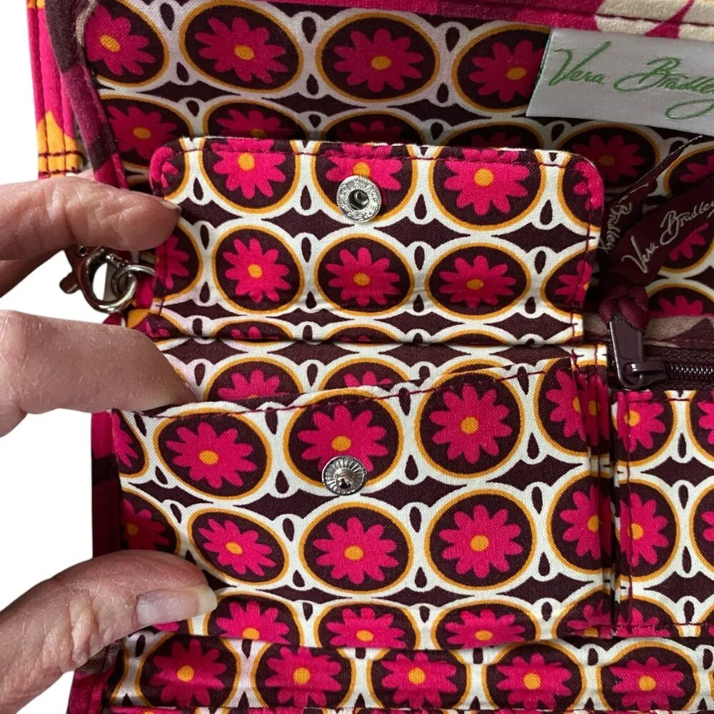 Vera Bradley women's pink trifold wallet clutch bag money change cardholder